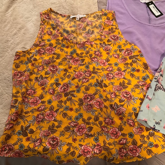 womens lot of 3 2xl tanks, nwt, nwot - Picture 2 of 7